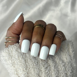Blanc Neige Éternelle - Carré Moyen - Mella Nails