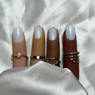Blanc Perle de Lait - Ovale Court - Mella Nails