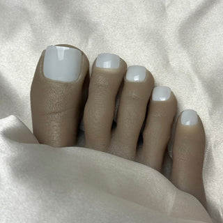 Blanc Perle de Lait - Pieds - Mella Nails