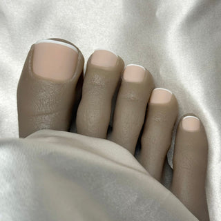 French Beige Dune de Sable - Pieds - Mella Nails