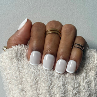 French Blanc Perle de Lait - Extra Court - Mella Nails