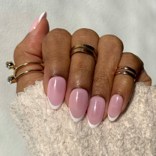 French Rose Poudré - Amande Court - Mella Nails
