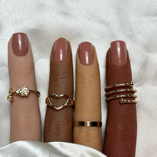 Marron Noisette Précieuse - Amande Court - Mella Nails