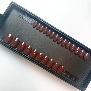Marron Terre d’Orient - Mella Nails