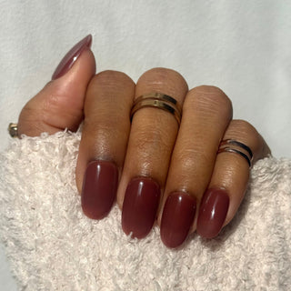Marron Terre d’Orient - Ovale Moyen - Mella Nails