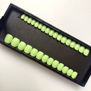 Pomme Verte - Mella Nails