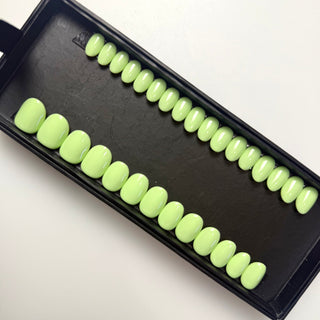 Pomme Verte - Mella Nails