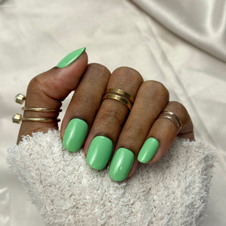 Sorbet Matcha - Ovale Court - Mella Nails